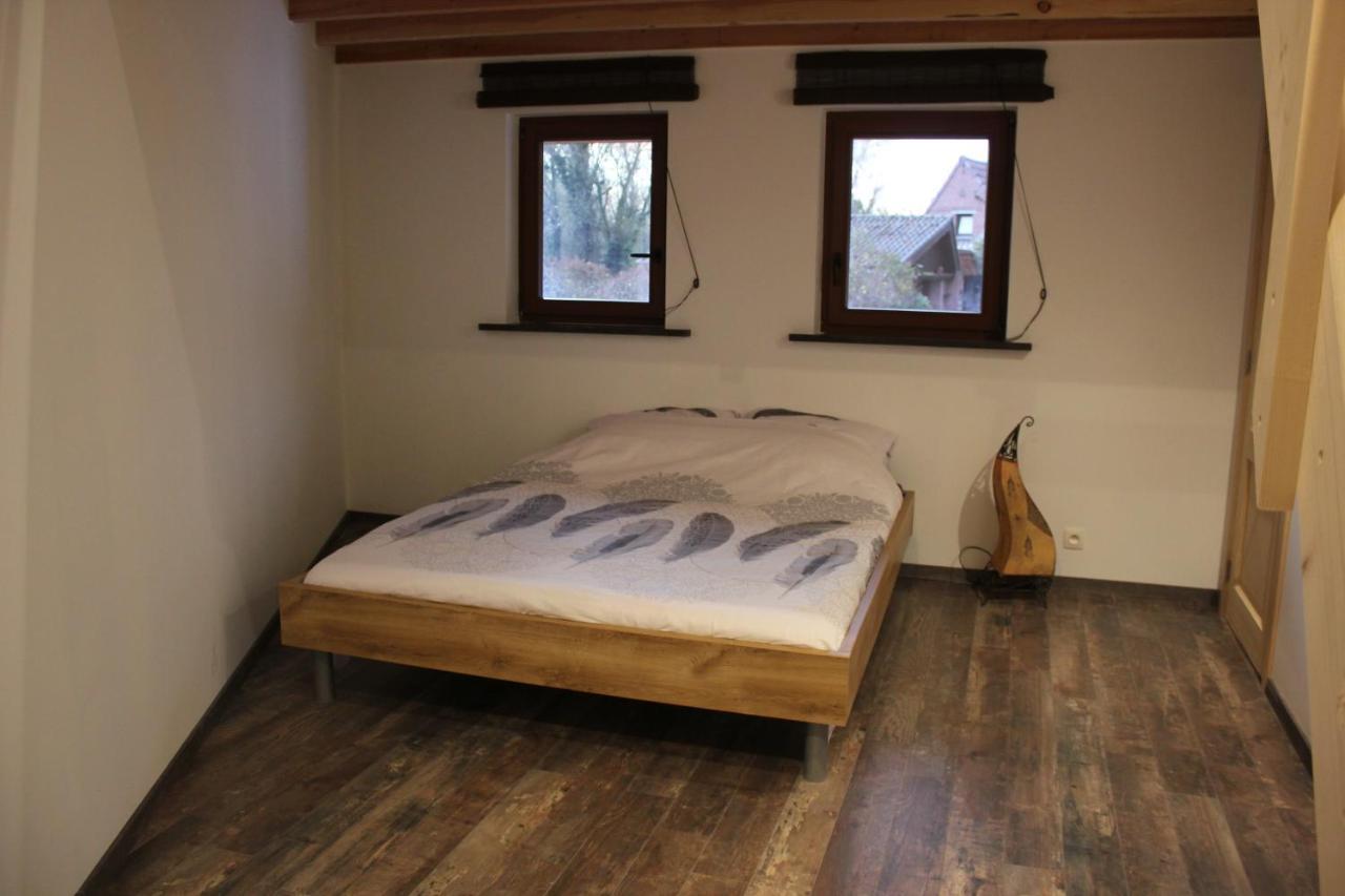 Maison Neuve En Bois Pres De Pairy Daisa Brugelette Eksteriør billede